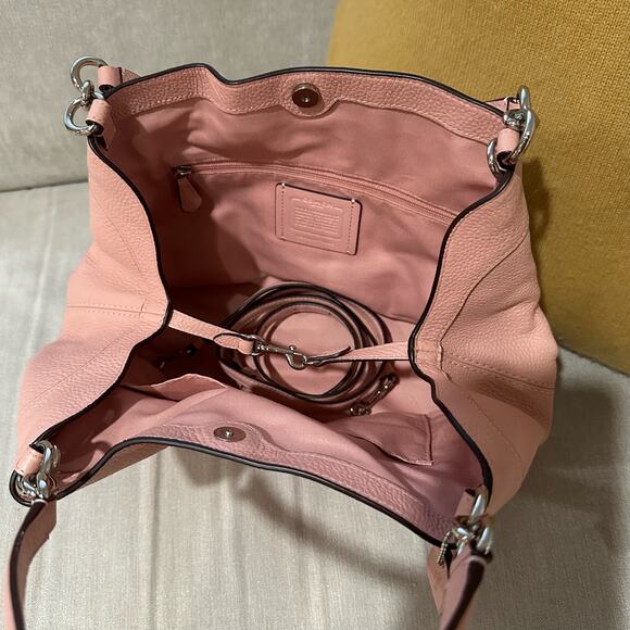EUC Coach Petal Pink Medium Lexy Shoulder Bag Convertible - Picture 2 of 6